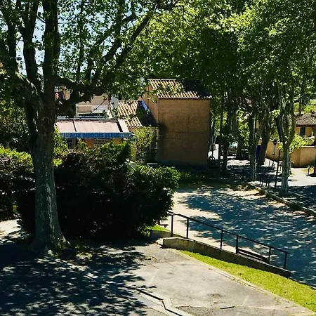 Bleu Lavande - Coquet Appartement Ambiance Village Istres Exterior photo